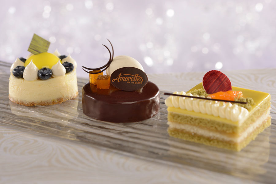 Disney Springs Amorettes Patisserie mini desserts